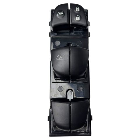 Nissan Navara 15-19 Ön Sol Cam Açma Düğmesi