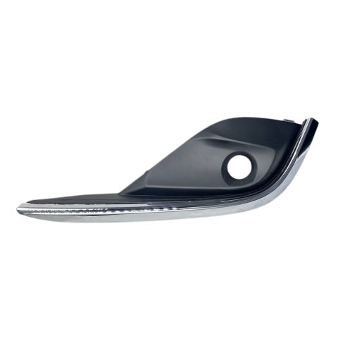 Mazda Mazda 15-17 Sağ Sis Lambası Kapağı (Sisli Nikelajlı)