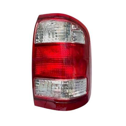 Nissan Pathfinder 00-02 Sağ Stop Lambası