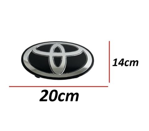 Toyota Hilux 21-23 Camlı Ön Panjur Arması Rocco