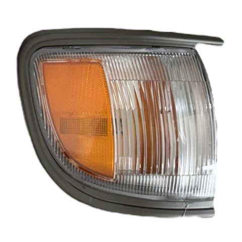 Nissan Pathfinder 96-98 Sağ Sinyal Lambası