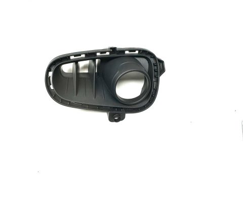 Kia Rio 17-19 Sağ Sis Lambası Kapağı (Sisli Siyah)