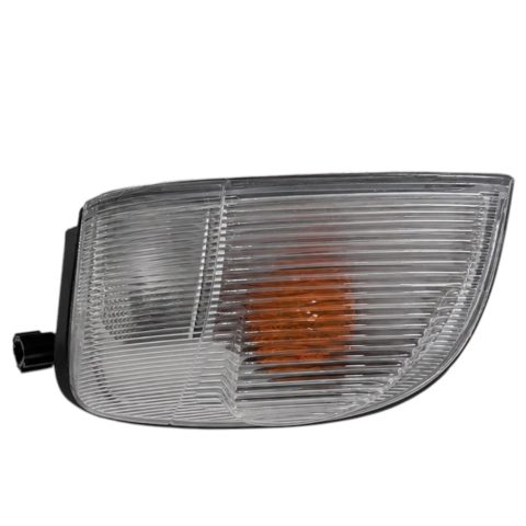 Nissan D22 98-01 Sağ Sinyal Lambası