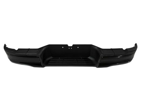 Toyota Hilux 15-23 Arka Tampon (Siyah/Sensör Deliksiz)