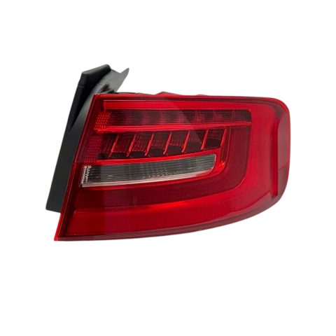 Audi A4 13-16 Dış Sağ Stop Lambası (LED'li)