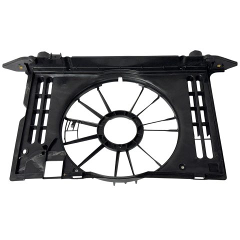 Toyota Corolla 07-18 Davlumbaz Fan Benzi̇nli̇ 09-17
