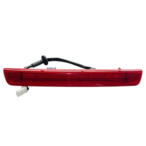 Nissan Qashqai 14-16 Üst Bagaj Reflektörü
