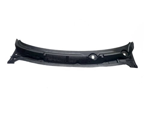 Nissan Qashqai 10-13 Ön Alt Cam Izgara (Orta)
