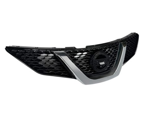 Nissan Qashqai 14-16 Ön Ön Panjur (Kameralı Tip)
